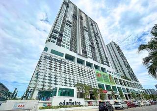 1R1B Cozy Lakeview Edumetro - LE1 - Subang Jaya - 8