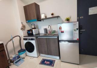 1R1B Cozy Lakeview Edumetro - LE1 - Subang Jaya - 5