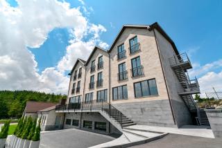 Stonehenge Hotel & Restaurant - 8