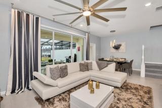 Last Minute Disney Getaway! Private Pool, Hot Tub & Games Room. Book Now! #39938 - Davenport - 9