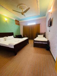 Roomy star resorts - 1
