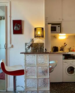 Studio chic Paris Tour Eiffel Near Eiffel tower 7th floor - Parijs - 2
