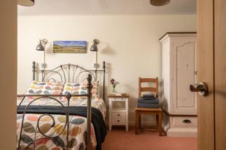 Badgers Way - with hot tub - 4