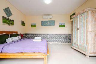 Villa Naga, pool, Kitchen, terace and garden - Kerobokan - 1