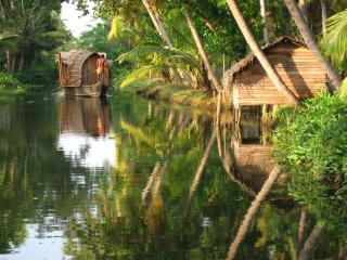 Eha Mundro Island Homestay - Munroe Island - 2