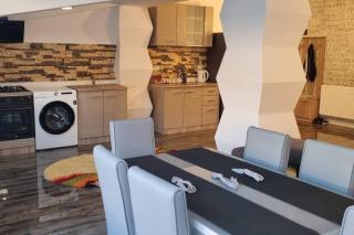 Apartament luxos Parc Romanescu - Craiova - 2