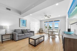 The Sandy Fox East with Balcony - Gulf Shores - 0