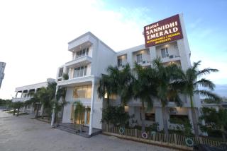 Hotel Sannidhi Emerald - 9