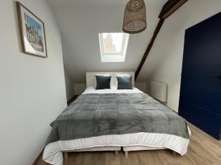 Sous les Toits - Appart Familial 5p, Centre-ville - Boulogne-sur-Mer - 2