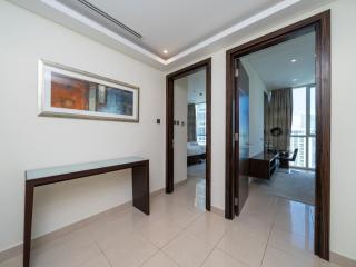 Spacious 3-Bedroom Retreat in JLT with Stunning Views - Dubai - 3