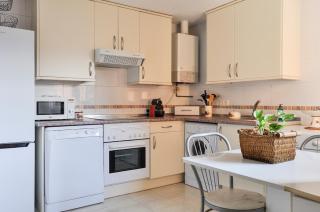Acogedora con Jardín y Chimenea by CABANA Rentals - Navas de San Antonio - 8