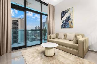 Luxury 1BR in Business Bay - Close to Dubai Mall, Burj Khalifa & City Sights - 8
