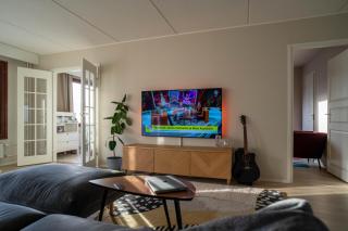 Moderni saunallinen asunto keskustassa ilmaisella parkkipaikalla - 8