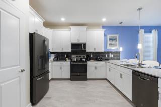 Last Minute Disney Getaway! Private Pool, Hot Tub & Games Room. Book Now! #85839 - Davenport - 3