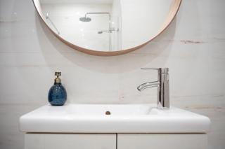 KING-size bed, outdoor lounge, 2 rain showers - Is-Swieqi - 7