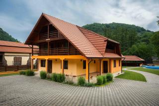 Cabana Sargetia - Costeşti - 0