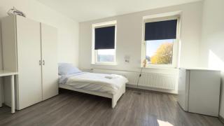 Zentrale Monteurwohnungen in Neumünster ideal für Teams & Gruppen mit Küche & WLAN - Neumünster - 0