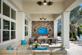 Resort Feel - King Bed - POOL - Hot Tub - Long Stay - Pets - Moffitt - Gated - Gym - Wifi - USF - Elevators - WT2 - Tampa - 5