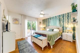 Tropical Pool Paradise 1 Mi to Downtown Stuart! - Stuart - 1