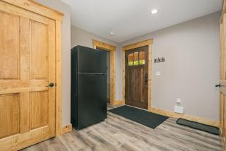 Mountain Laurel: New, Lake Access w. Dock Slip, Hot Tub, Dogs OK - 6