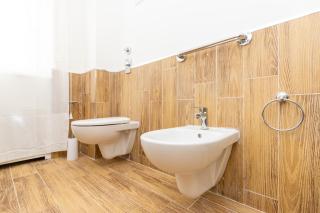 Modern suite with balcony and park view - Milan - 9