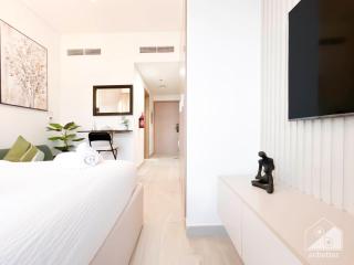 Opulent Studio with Balcony at Aziz Riviera - Dubai - 2