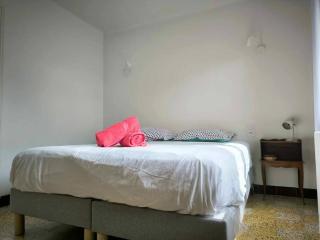 Maison avec vue, Piscine, 5min à pied du centre - 1