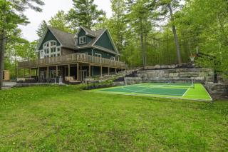 LUX Lakefront Sleeps18 Pickleball HotTub Sauna Gym Arcade Basketball Volleyball - Buckhorn - 5