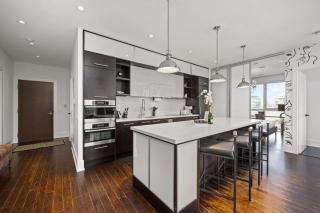 PARC LOFT Penthouse with 4bd-WFH-PS5-CN Tower Views - 9