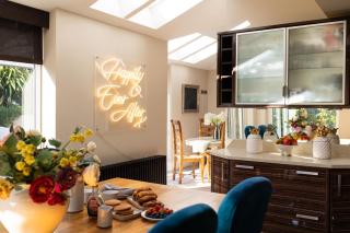 Hawkwood Court - with Hot Tub, Cinema, Gym, Games Room & Outdoor Kitchen - Scarborough - 6