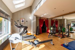 Hawkwood Court - with Hot Tub, Cinema, Gym, Games Room & Outdoor Kitchen - Scarborough - 2