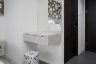 Comfortable and Simply Studio at Bintaro Icon Apartment By Travelio - 2