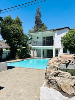 Mondeor holiday Home - Joanesburgo - 8
