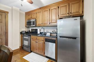 NEW LISTING Sconti Ridge Hideaway in Big Canoe - Holcomb - 3