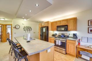Ski-InandSki-Out at Jay Peak Resort Condo! - Jay - 3