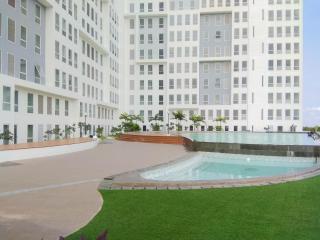 Comfortable and Simply Studio Apartment at Patraland Urbano By Travelio - Bekasi - 5