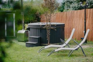 Nyaktekercs Wood Cabin - Hot Tub - Esztergom - 3