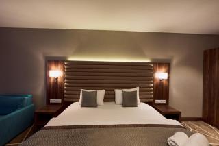 Puzzle Hotel Airport Frankfurt - Bischofsheim - 8
