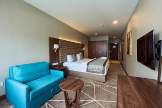 Puzzle Hotel Airport Frankfurt - Bischofsheim - 0