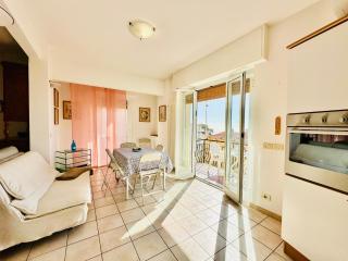 Hostdomus - Grace Apartment - 0