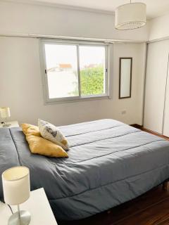 Depto Lamadrid - Zona Guemes 2 amb luminoso - 3