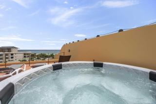 Beachfront -Bella Vista Penthouse 2BR condo - E523 - Palm-Eagle Beach - 0
