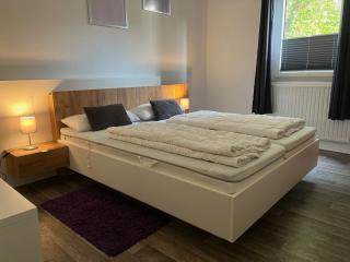 Frisch renoviert – ruhig aber dennoch sehr zentral gelegen - Wilhelmshaven - 4