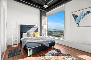 Bright Suites Finch West steps to Metro by hotel DUKE - 8