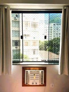 Amplo Apartamento no Posto 4 - 0