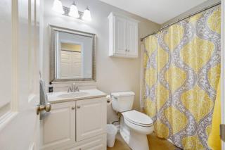 Apex Comfort - Modern 3BR 2BA Home in Apex, NC - Apex - 4