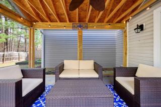 Apex Comfort - Modern 3BR 2BA Home in Apex, NC - 3