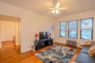 Hyde Park Chic 1BR Prime Location Near UChicago - Chicago - 8