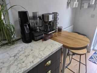 2 double bedrooms and Nursery in Salisbury - 2