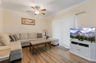 Charming 4-Bedroom Villa Near Disney w/ Clubhouse - Kissimmee - 9